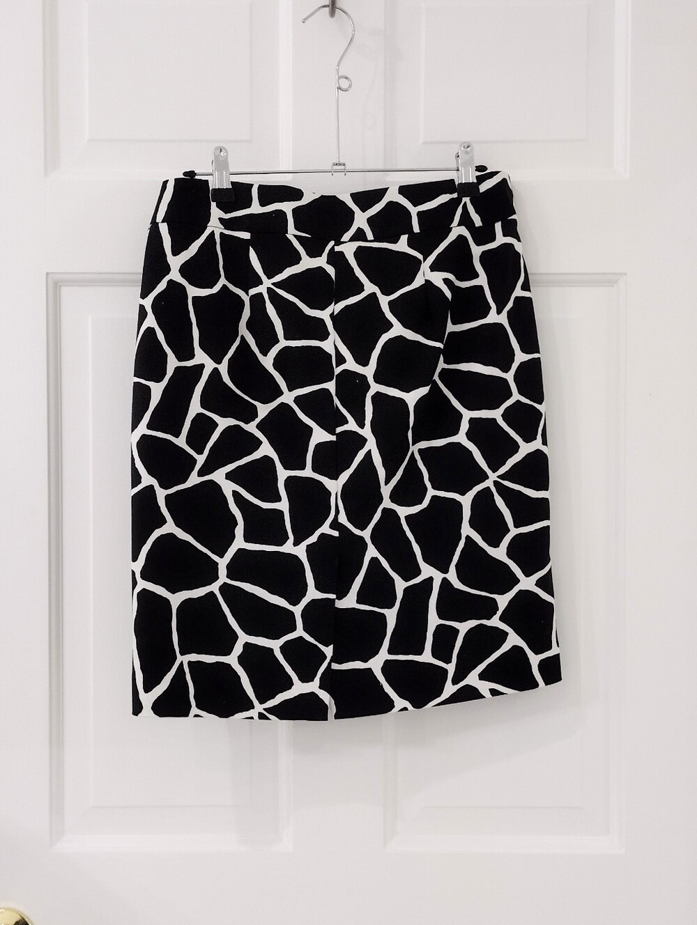Michael Kors Black and White Giraffe-Print Pencil Skirt
